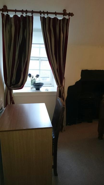 Royal Mile Budget Apartments Edinburg Rum bild